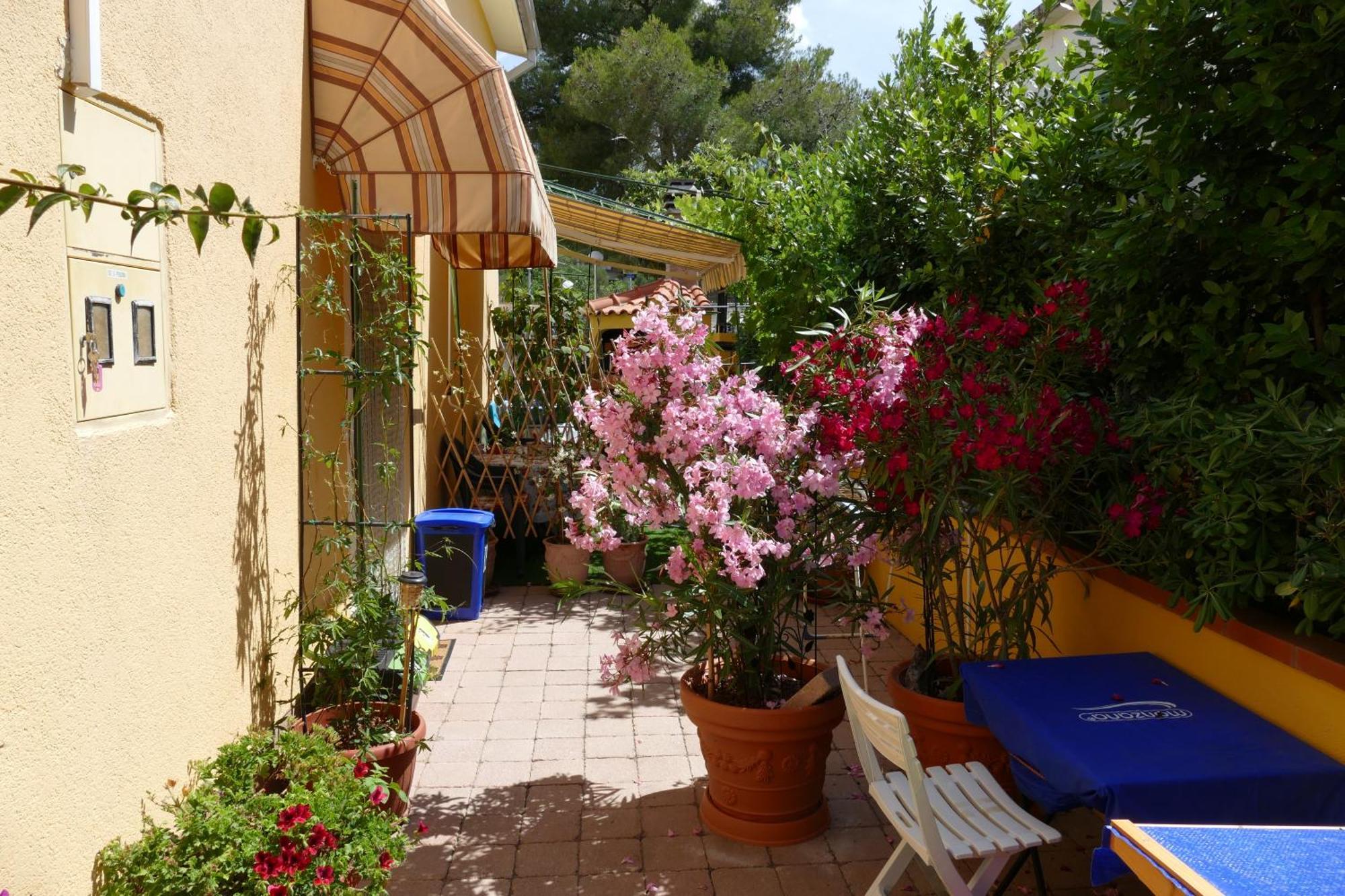 Villa Toscana ซาบอริซ ภายนอก รูปภาพ